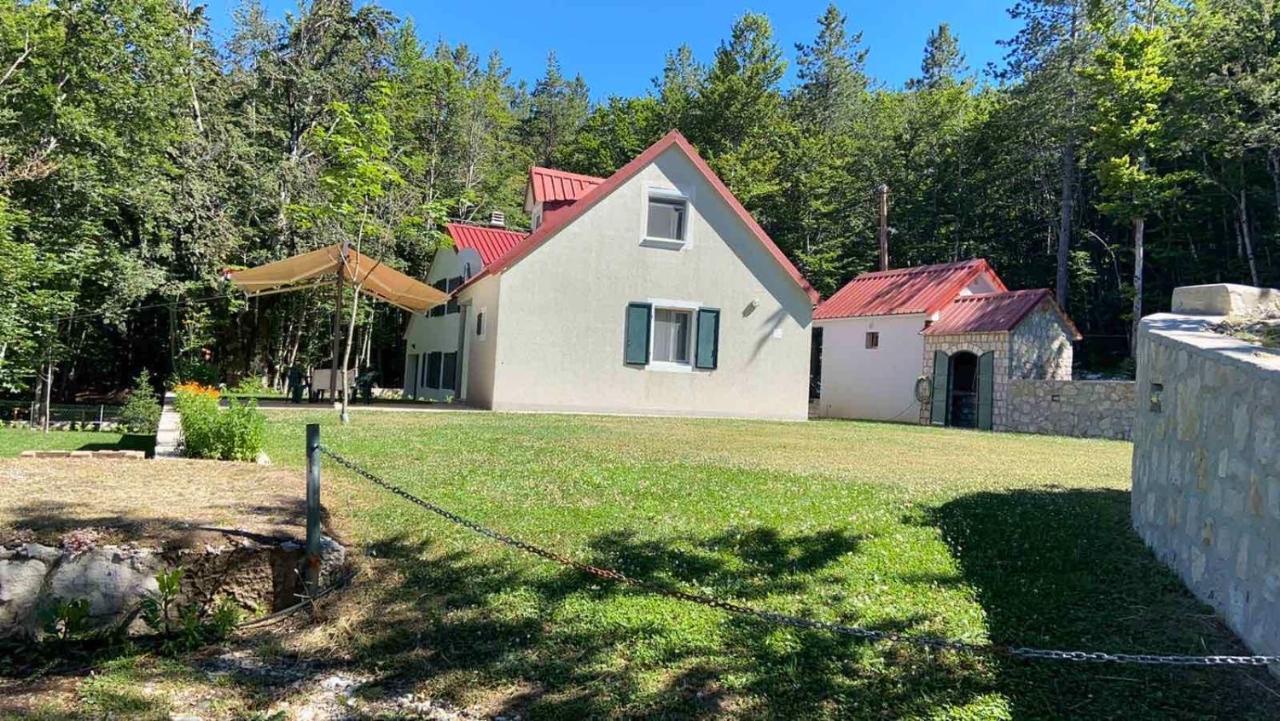 Mountain house Ivanova Korita Cetinje Buitenkant foto